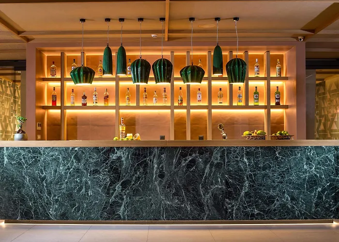 Eden Roc Resort Kallithéa