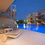 Eden Roc 리조트 5*