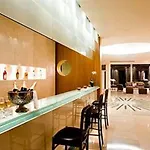 Eden Roc 리조트