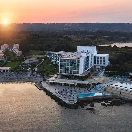 Resort Eden Roc