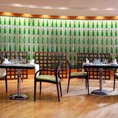Eden Roc Resort 5*