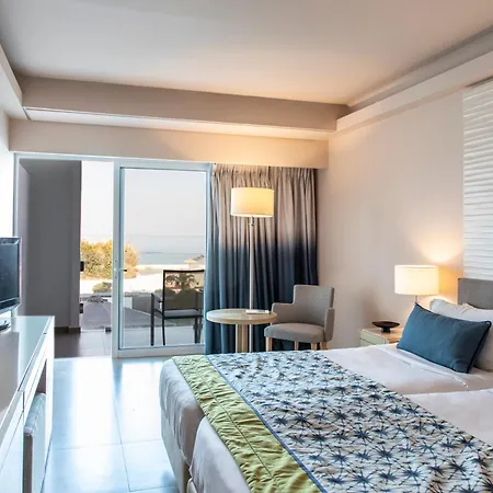 Eden Roc Resort 5*