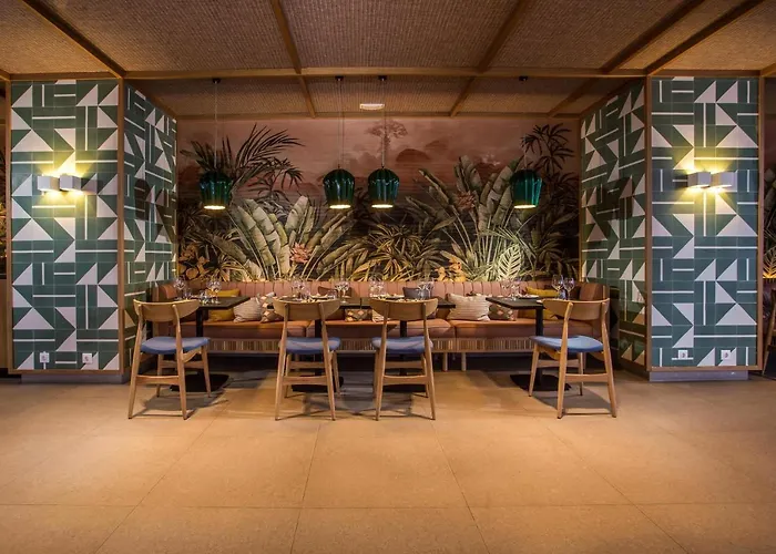 Resort Eden Roc