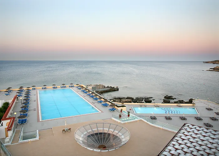 Resort Eden Roc 5*