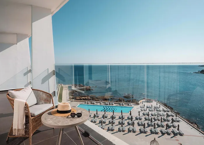 Resort Eden Roc 5*